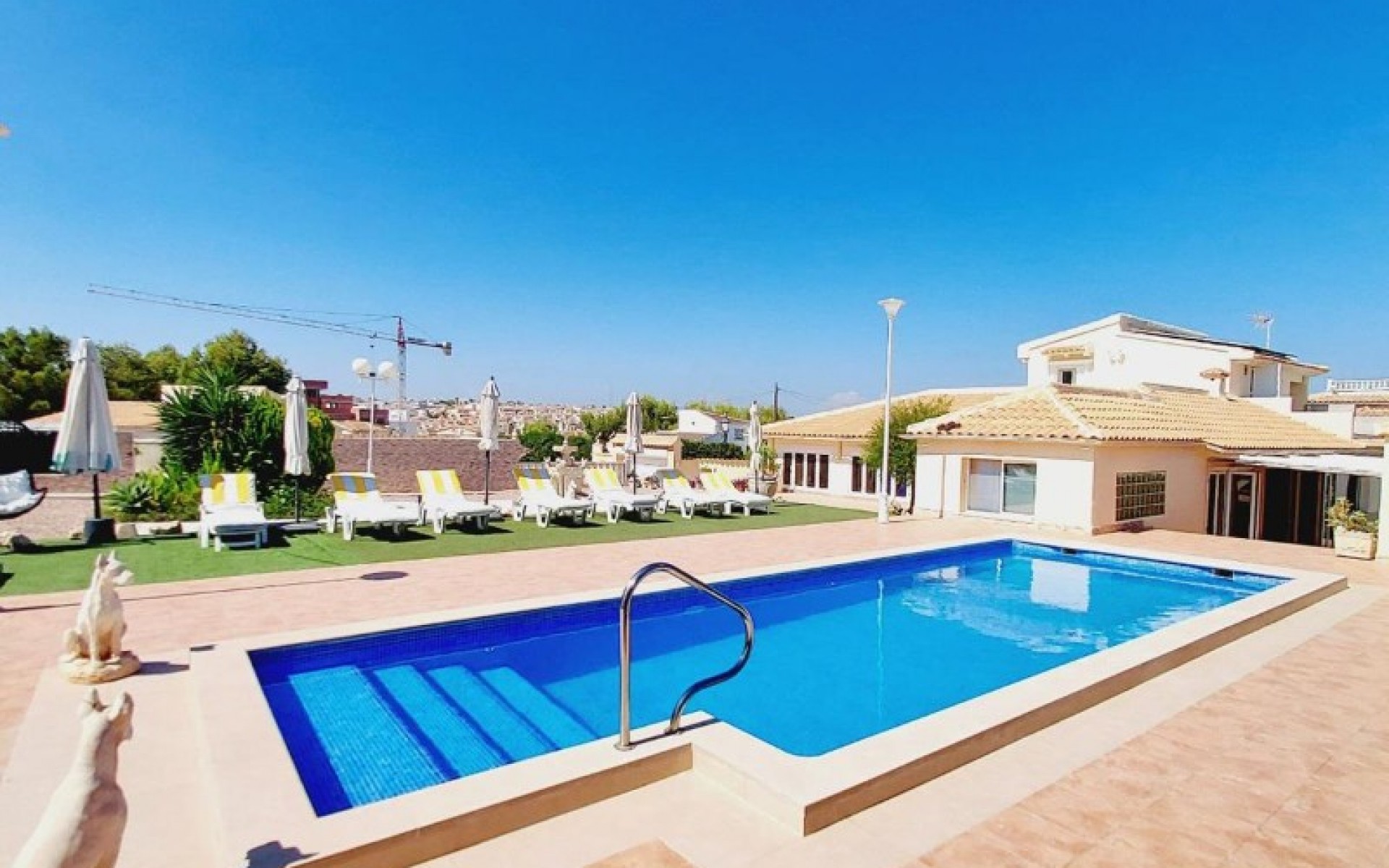 A Vendre - Villa - Campoamor