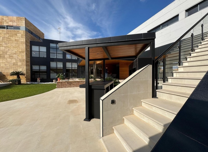 A Vendre - Villa - Campoamor