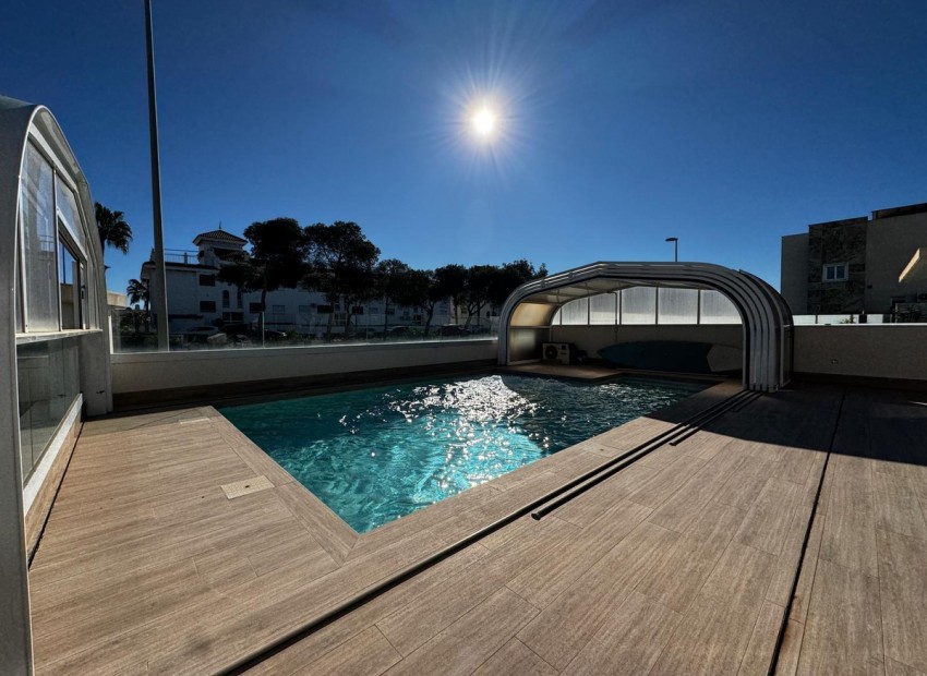 A Vendre - Villa - Campoamor