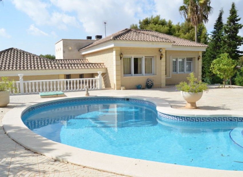 A Vendre - Villa - Campoamor