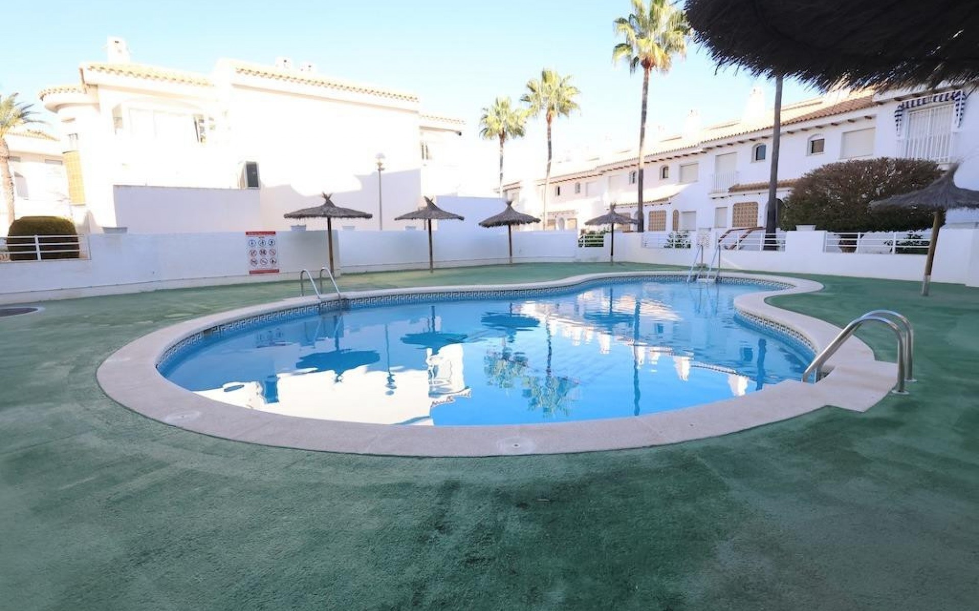 A Vendre - Villa - Campoamor