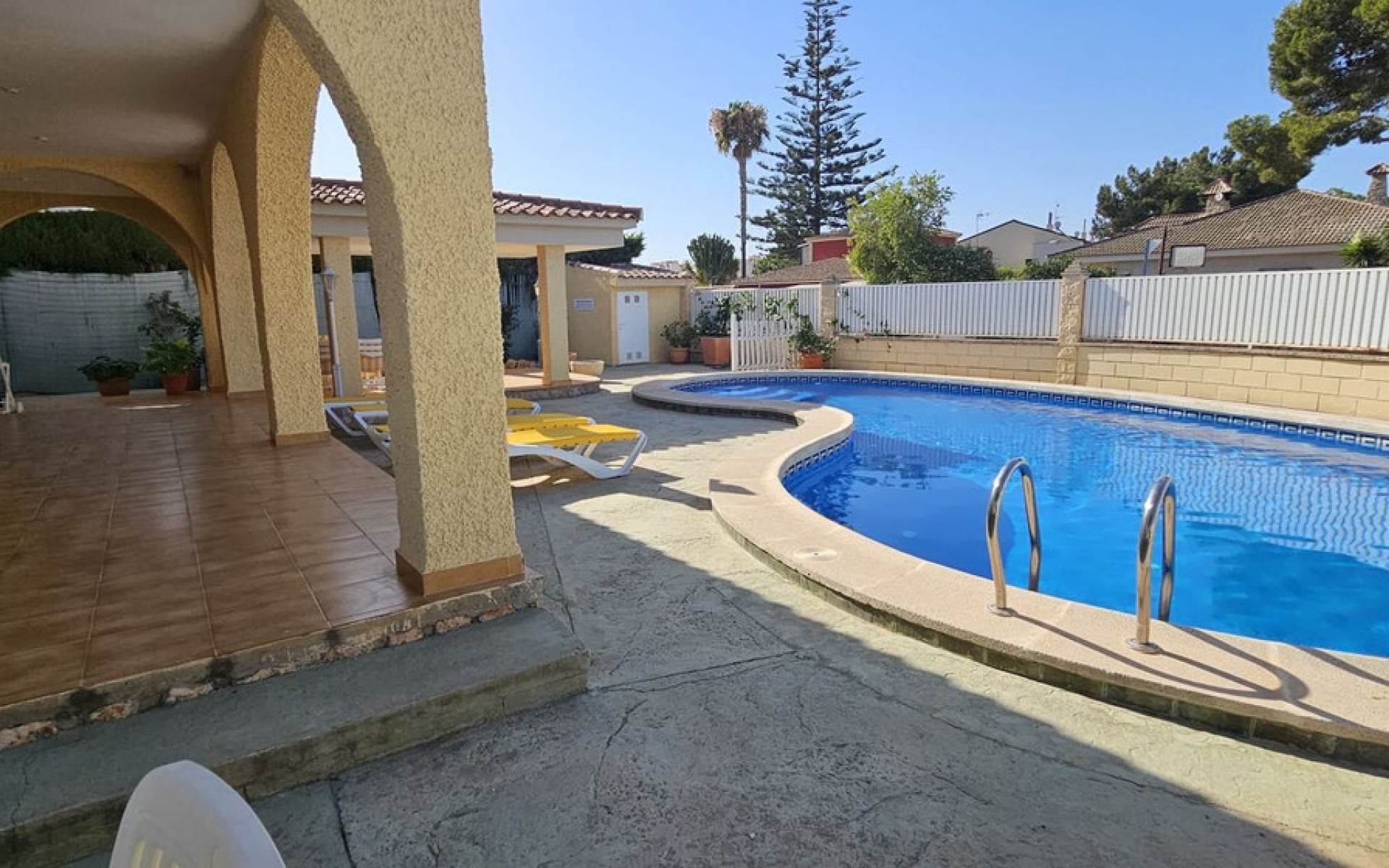 A Vendre - Villa - Campoamor
