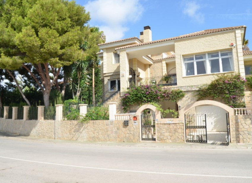 A Vendre - Villa - Campoamor