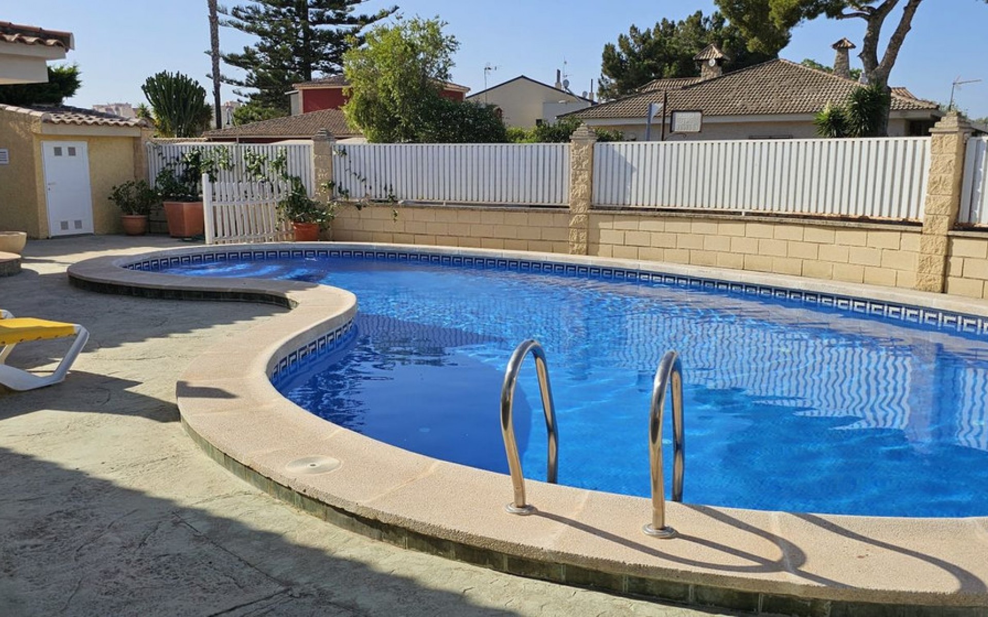 A Vendre - Villa - Campoamor