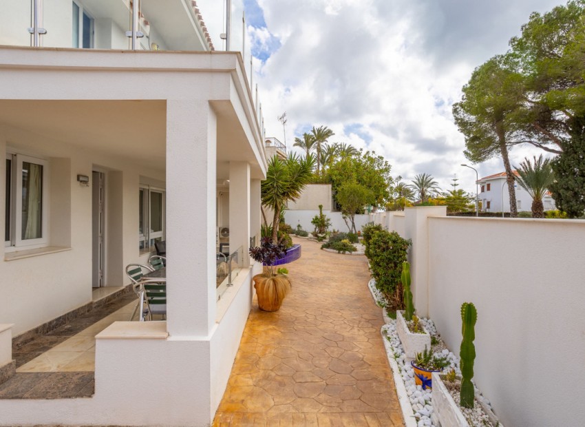 A Vendre - Villa - Campoamor