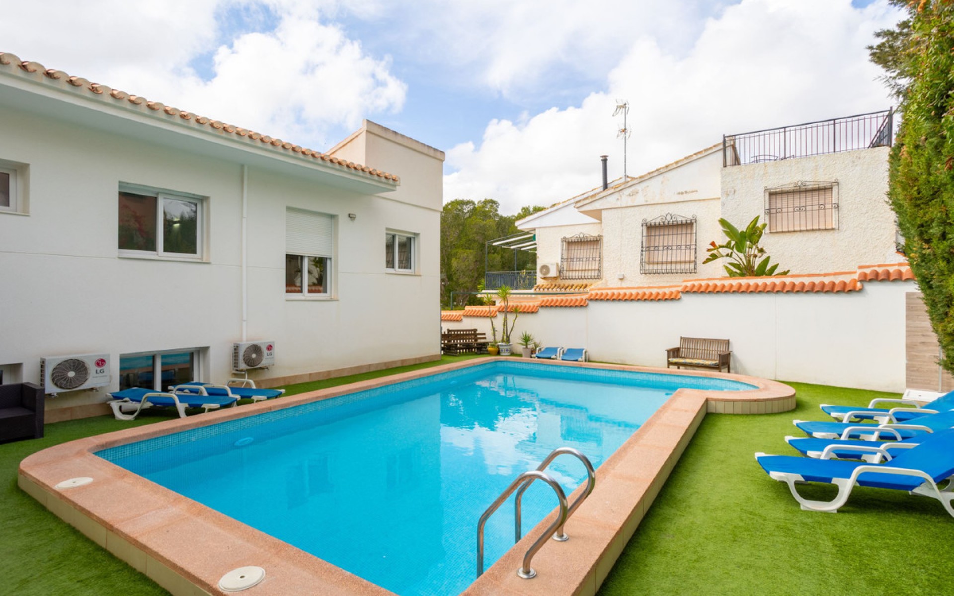 A Vendre - Villa - Campoamor