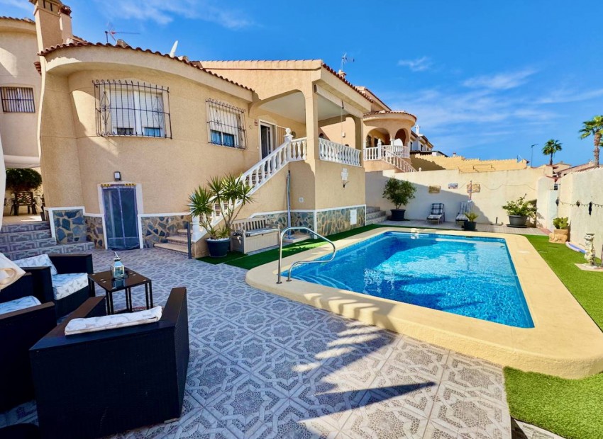 A Vendre - Villa - Ciudad Quesada - La  Marquesa Golf