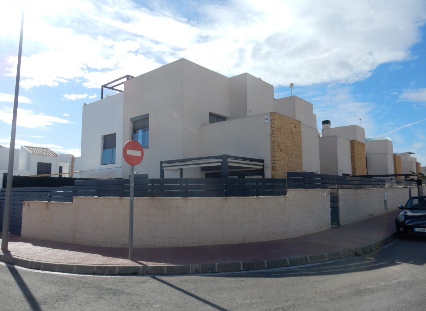 A Vendre - Villa - Ciudad Quesada - Pueblo Bravo