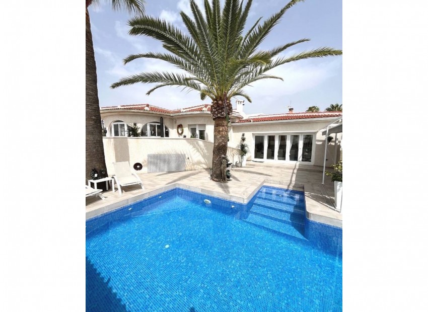 A Vendre - Villa - Ciudad Quesada - Town Center