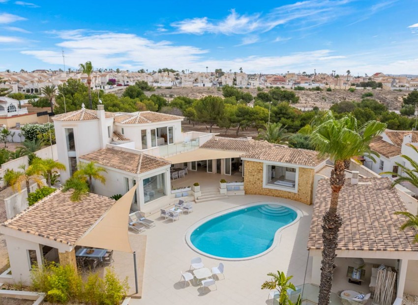 A Vendre - Villa - Ciudad Quesada