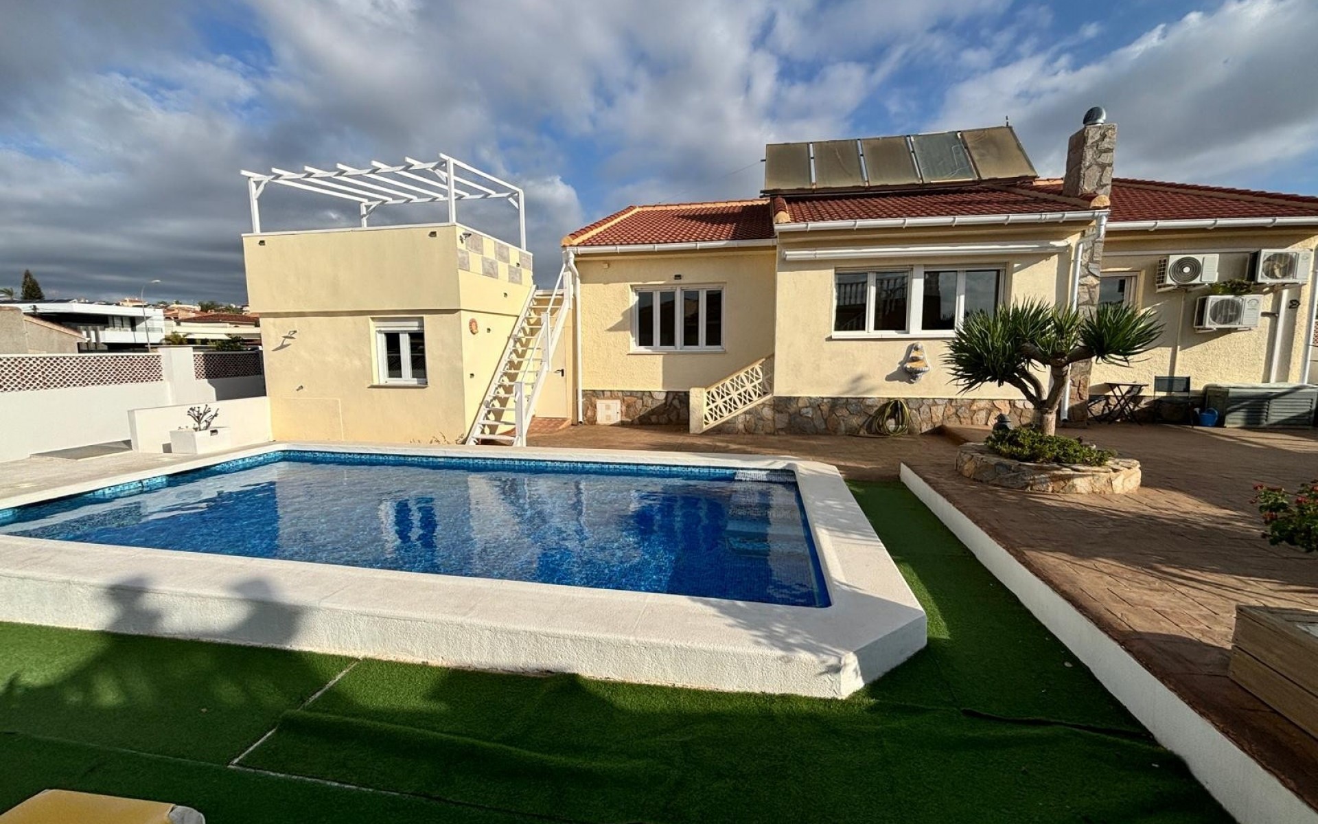 A Vendre - Villa - Ciudad Quesada