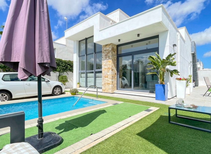 A Vendre - Villa - Ciudad Quesada