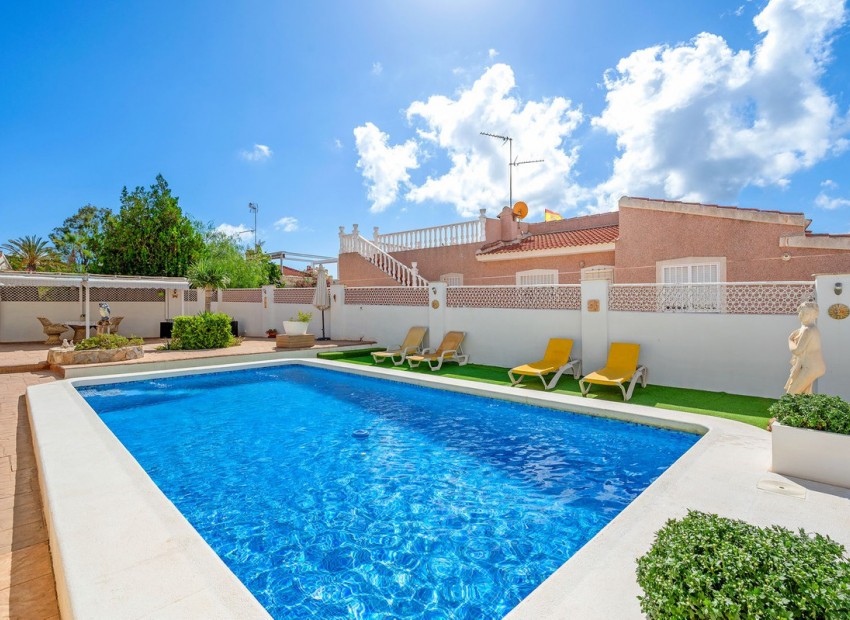 A Vendre - Villa - Ciudad Quesada