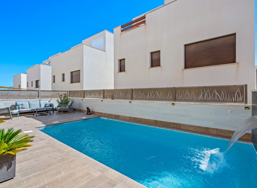 A Vendre - Villa - Ciudad Quesada