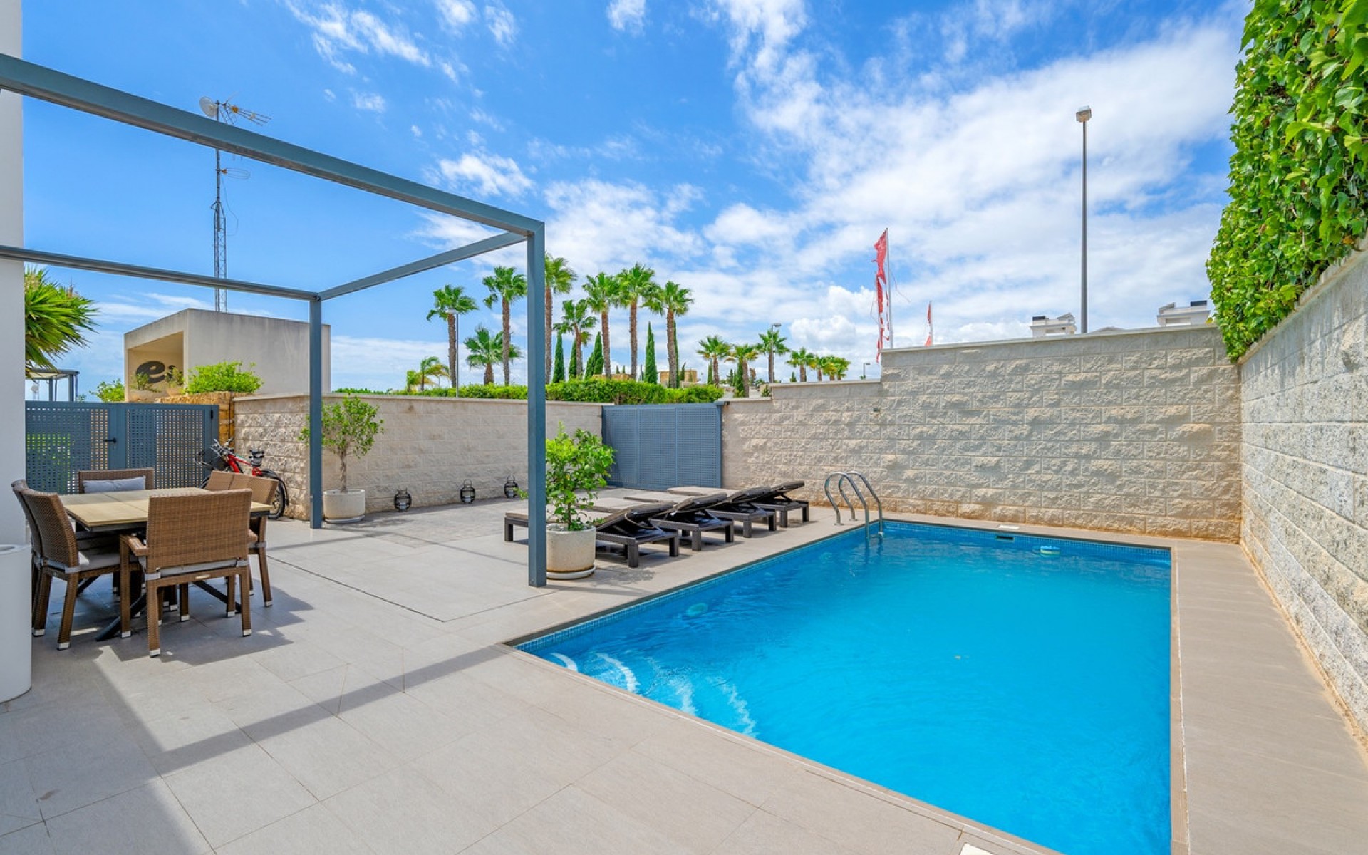 A Vendre - Villa - Ciudad Quesada