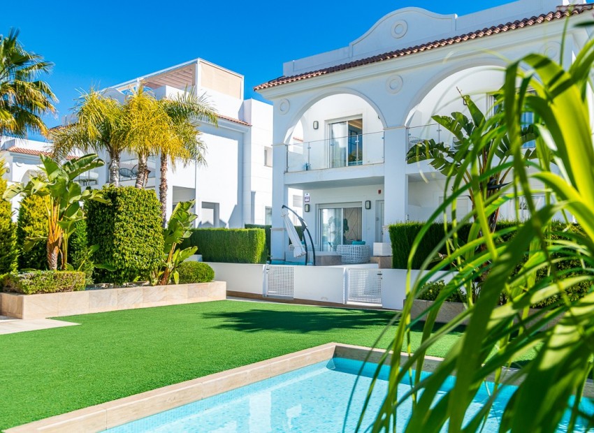A Vendre - Villa - Ciudad Quesada