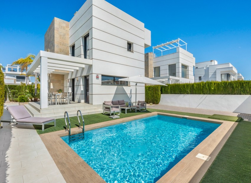 A Vendre - Villa - Ciudad Quesada