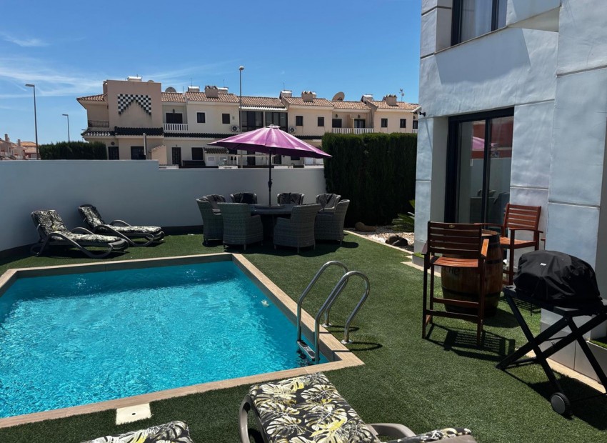 A Vendre - Villa - Ciudad Quesada