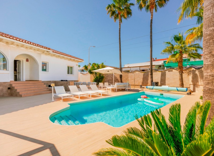 A Vendre - Villa - Ciudad Quesada