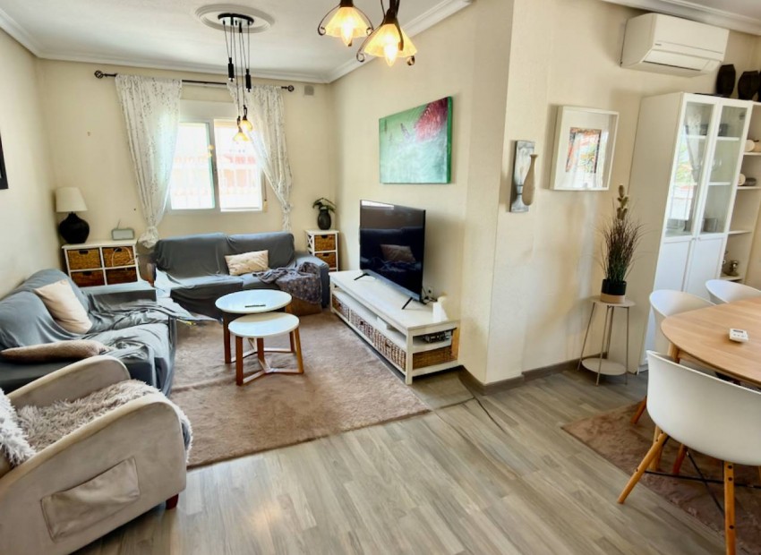 A Vendre - Villa - Ciudad Quesada