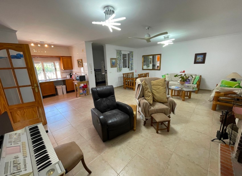 A Vendre - Villa - Daya Nueva - Daya Nueva Centro