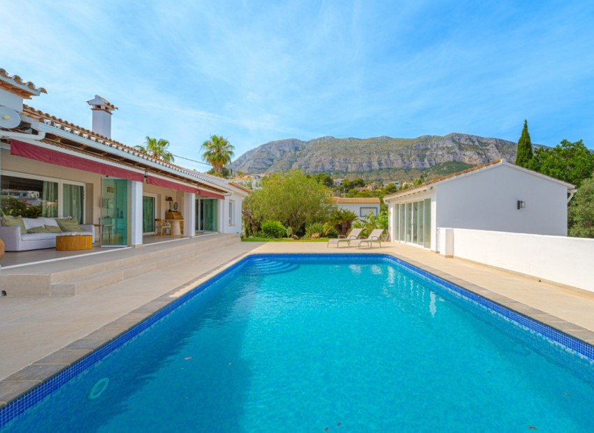 A Vendre - Villa - Dénia - Denia Centro