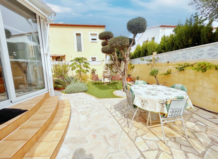 A Vendre - Villa - Dénia - Denia Centro