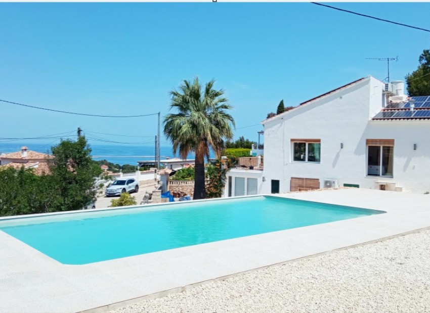 A Vendre - Villa - Dénia - Denia Centro