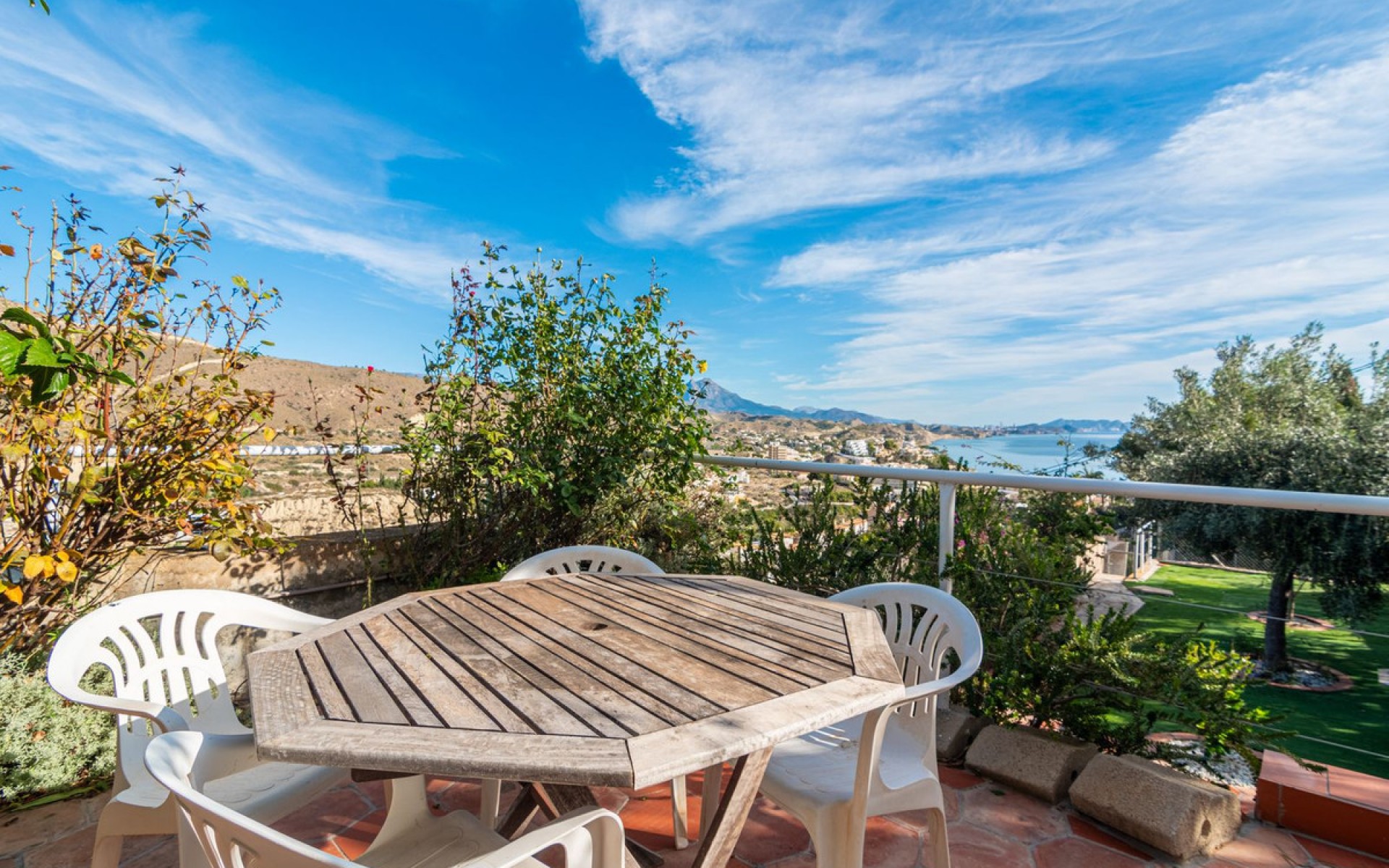 A Vendre - Villa - El Campello - El Campello 