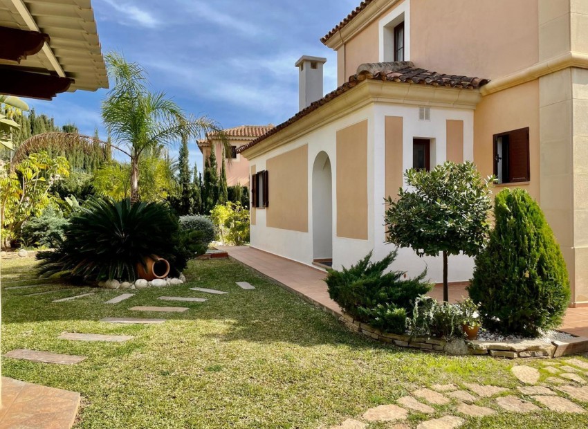 A Vendre - Villa - Finestrat