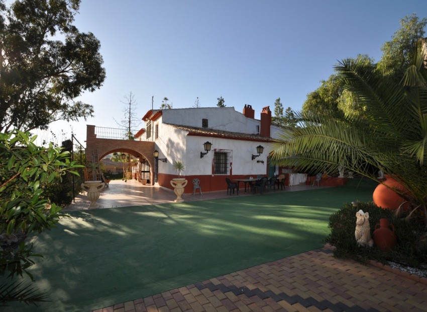 A Vendre - Villa - Fortuna - Fortuna Centro