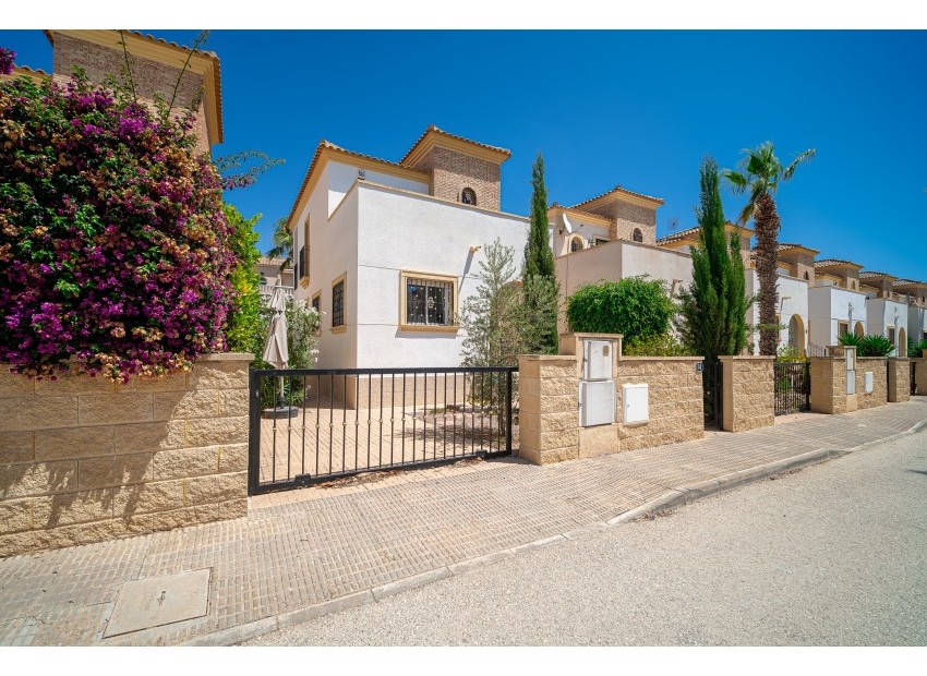 A Vendre - Villa - Guardamar Del Segura - El Raso