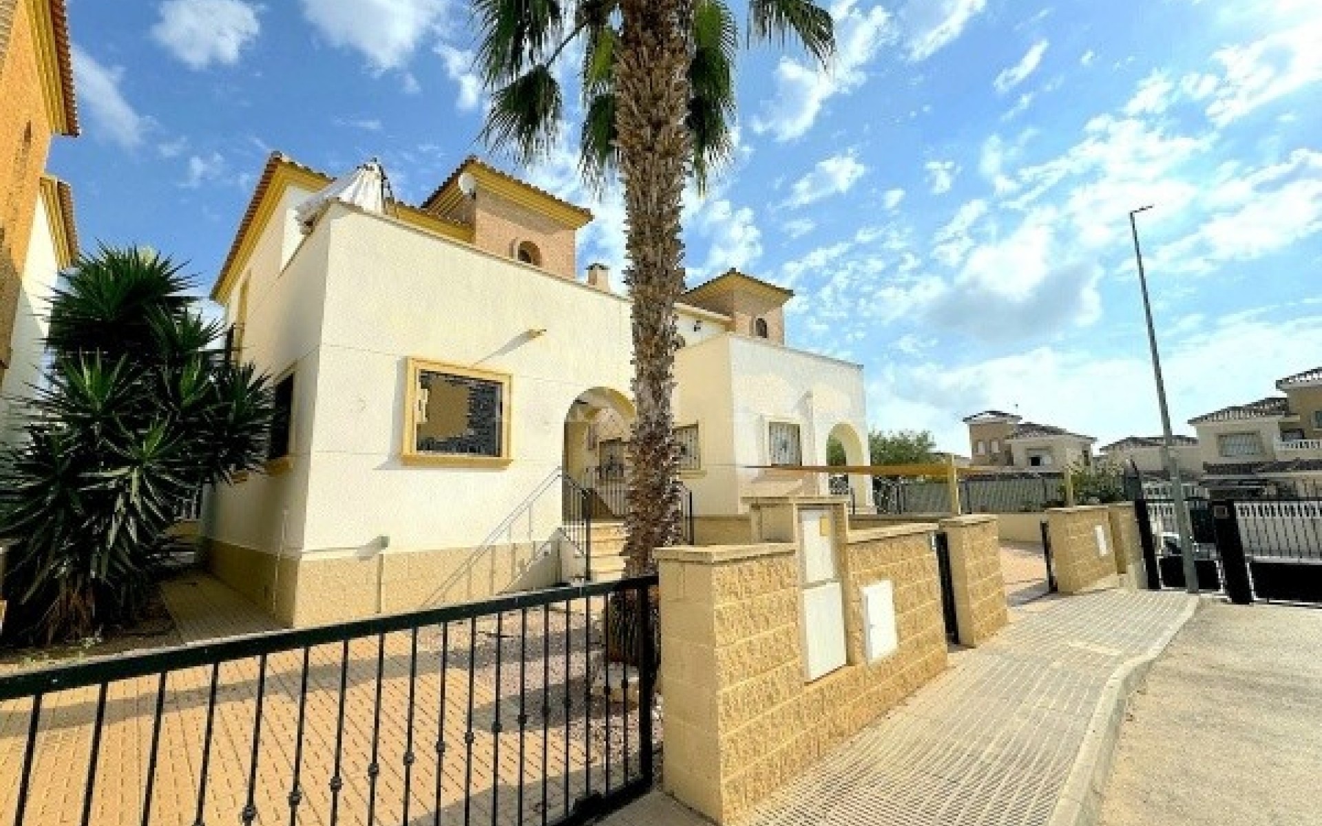 A Vendre - Villa - Guardamar Del Segura - El Raso