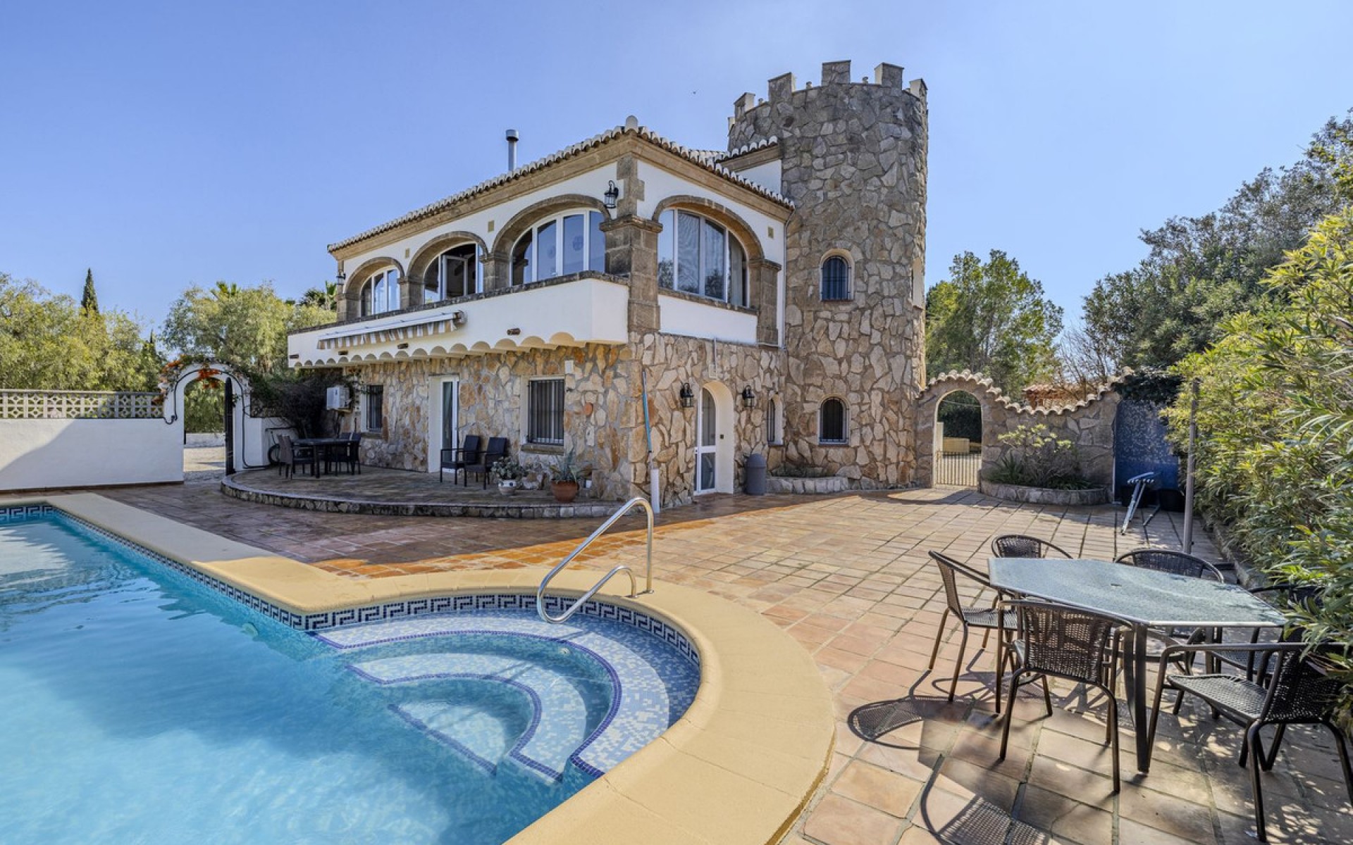 A Vendre - Villa - Javea