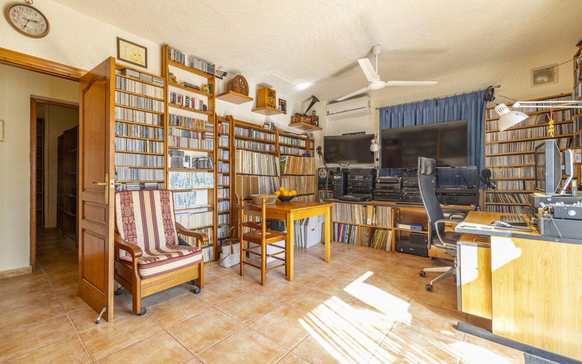 A Vendre - Villa - Javea