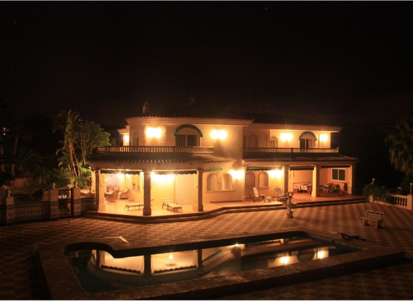 A Vendre - Villa - l'Alfas del Pi - L'Alfás del Pi Centro
