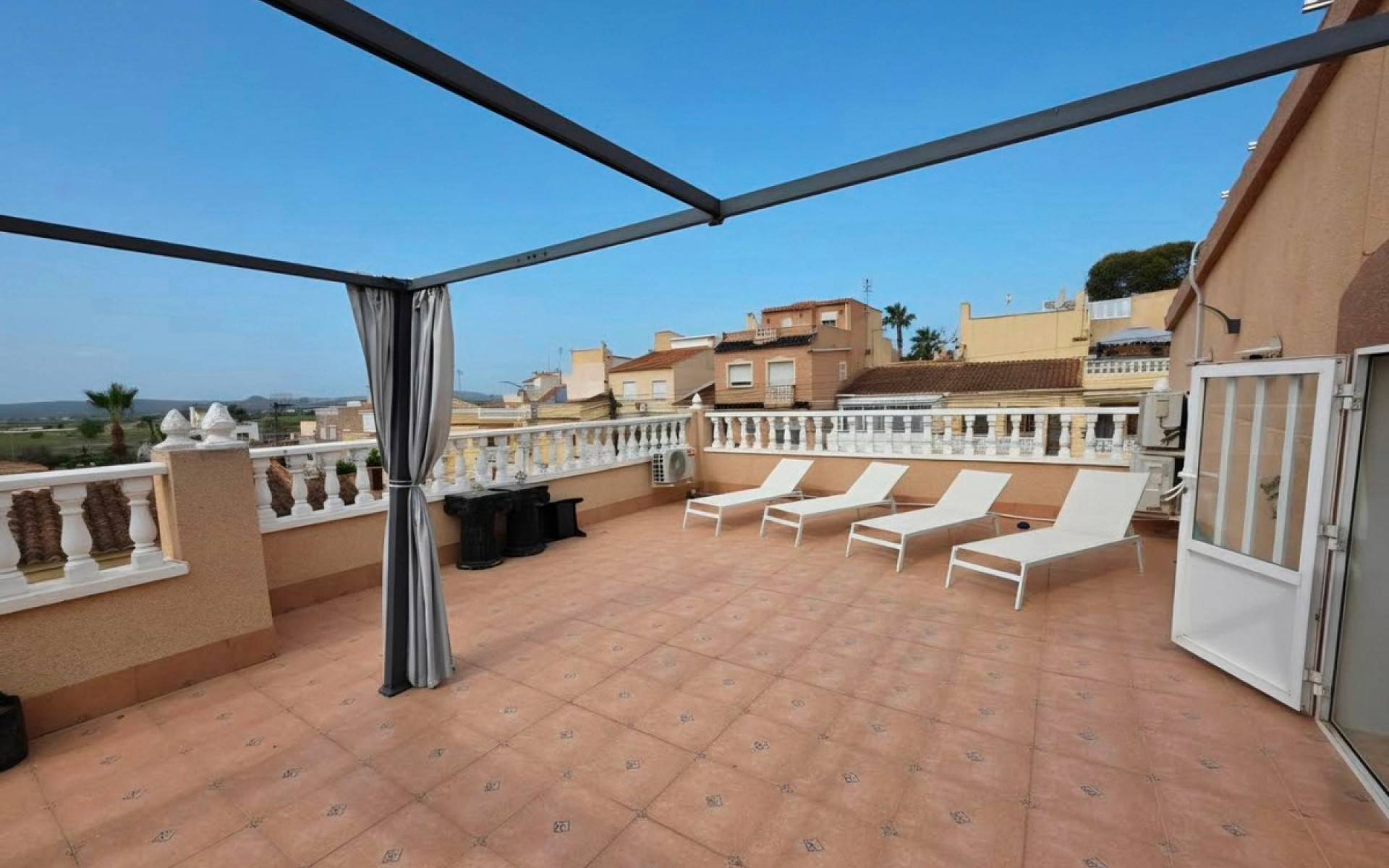 A Vendre - Villa - La Marina