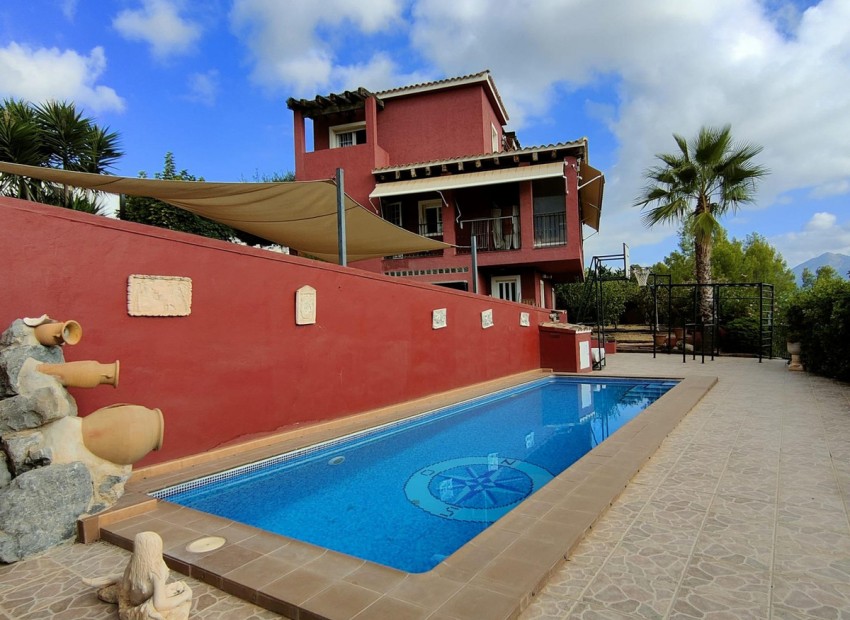 A Vendre - Villa - La Nucia - La Nucia Centro