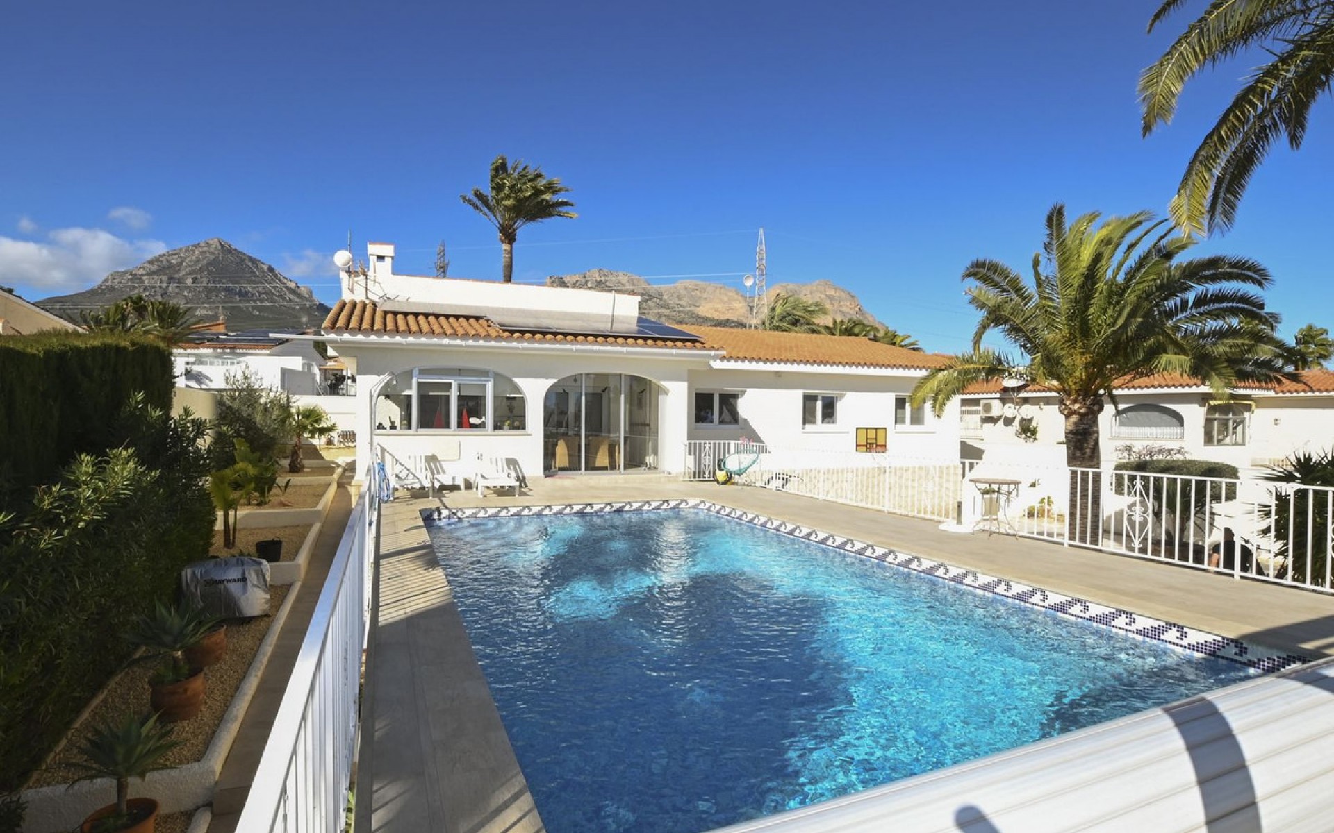 A Vendre - Villa - La Nucia - La Nucia Centro