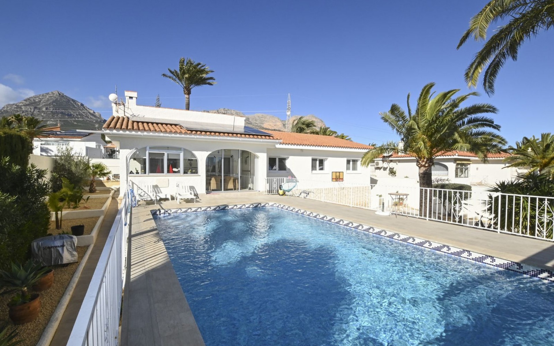 A Vendre - Villa - La Nucia - La Nucia Centro