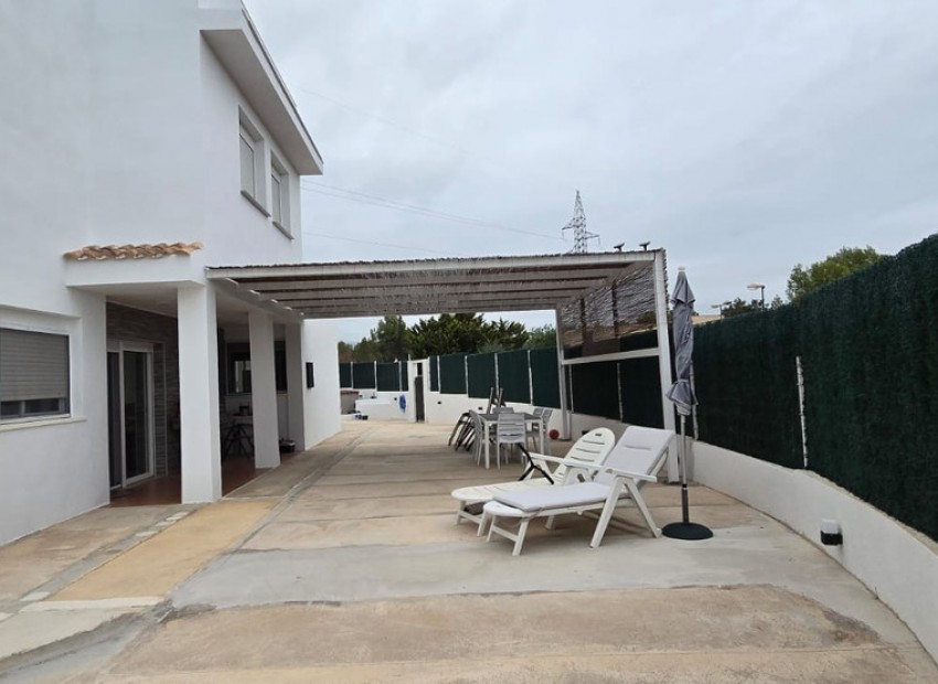 A Vendre - Villa - La Nucia - La Nucia Centro