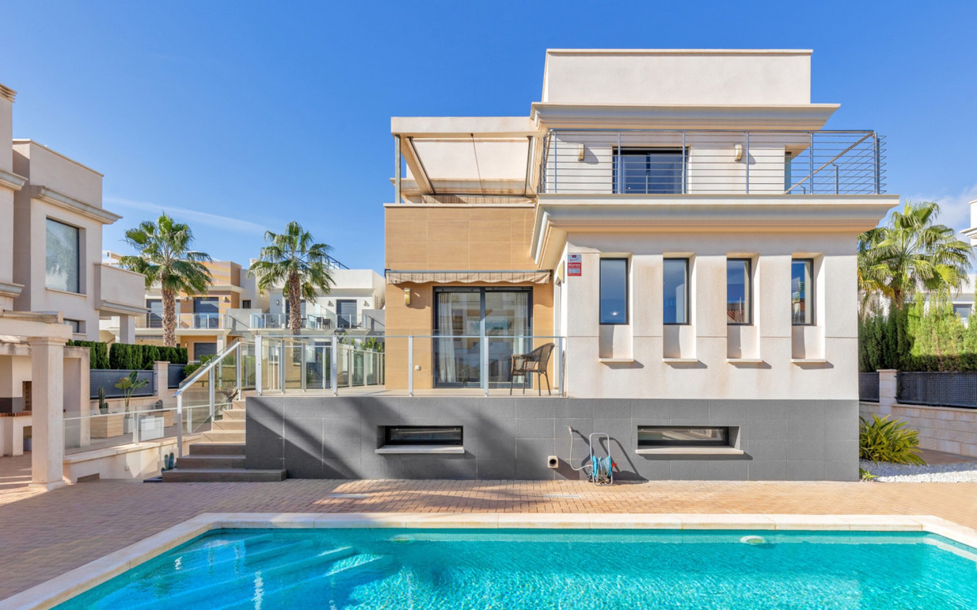 A Vendre - Villa - La Zenia