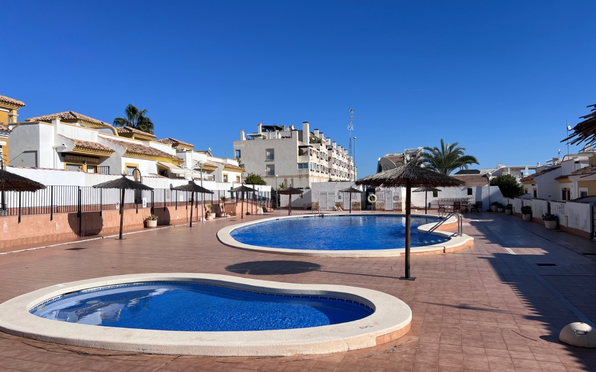 A Vendre - Villa - Los Montesinos - Entre Naranjos