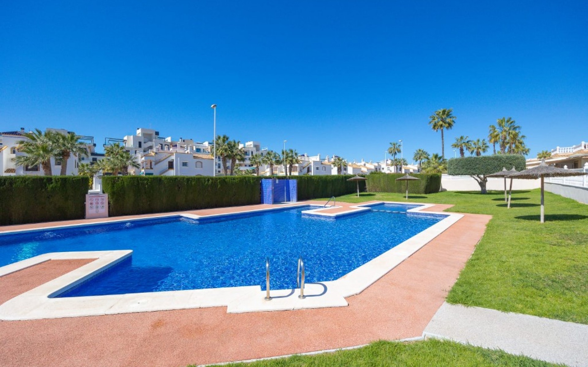 A Vendre - Villa - Orihuela Costa - La Zenia