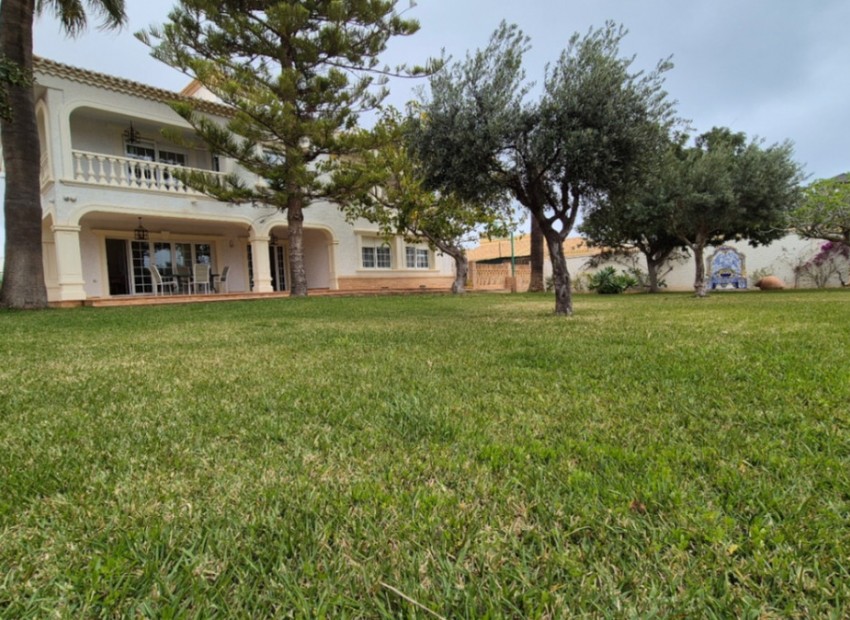 A Vendre - Villa - Orihuela - Orihuela Centro