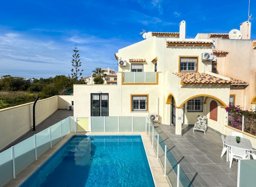 A Vendre - Villa - Orihuela - Orihuela Centro