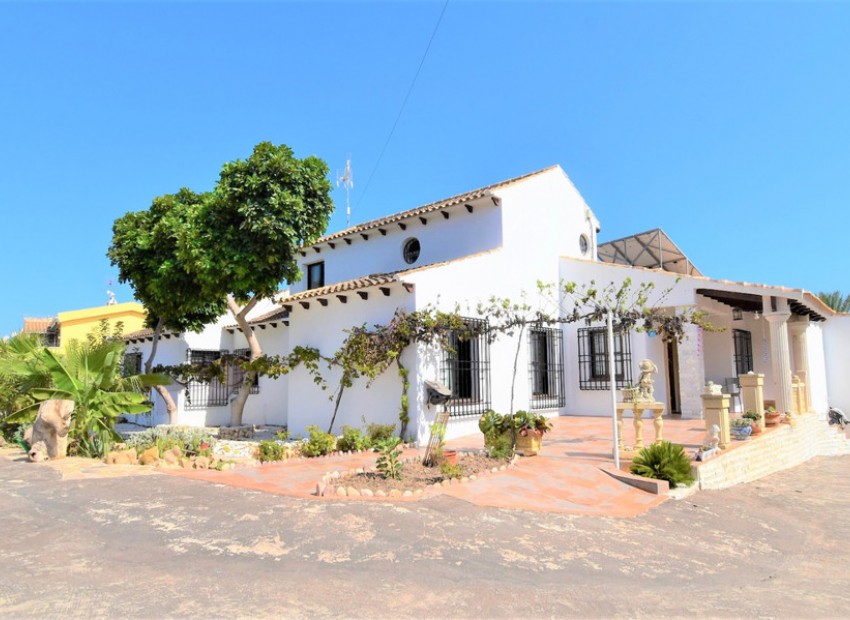 A Vendre - Villa - Orihuela - Villamartin