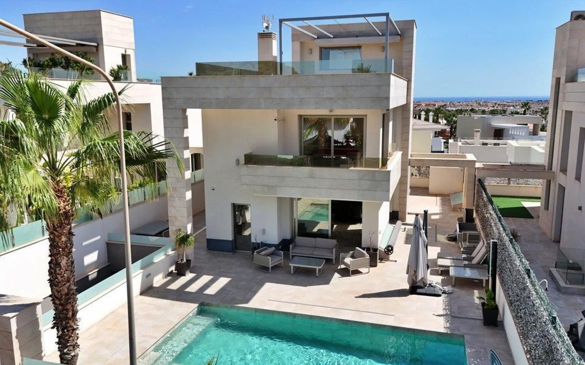 A Vendre - Villa - Orihuela - Villamartin