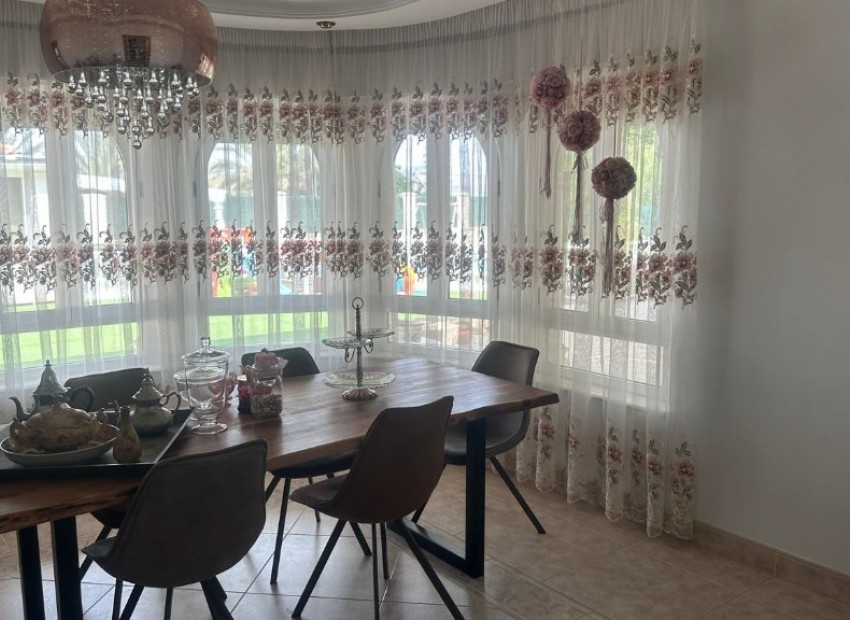 A Vendre - Villa - Orihuela