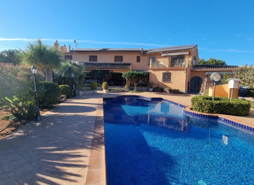 A Vendre - Villa - Pedreguer - Pedreguer Centro